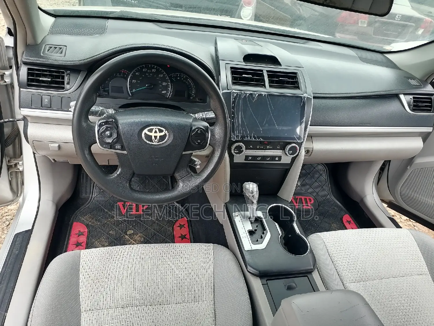 Toyota Camry 2013 Silver