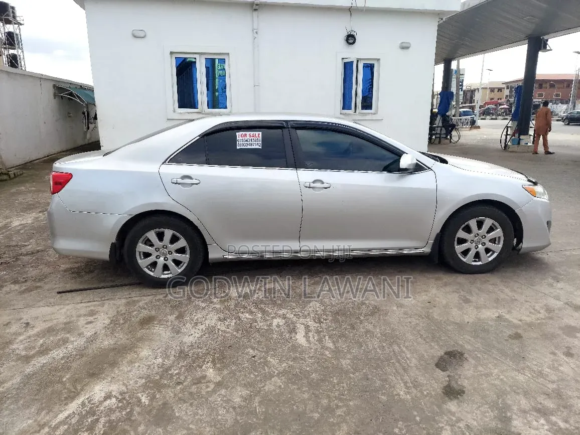 Toyota Camry 2013 Silver
