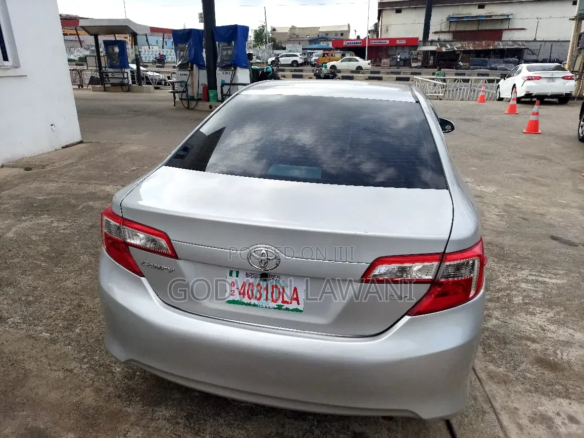 Toyota Camry 2013 Silver