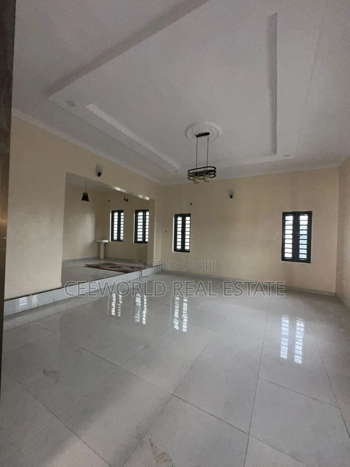4bdrm Duplex in Kolapo Ishola Gra, Akobo for rent