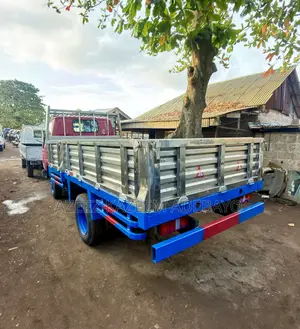 Toyota Dyna 150 Truck 6 Tyres ( New 2RZ Engine )
