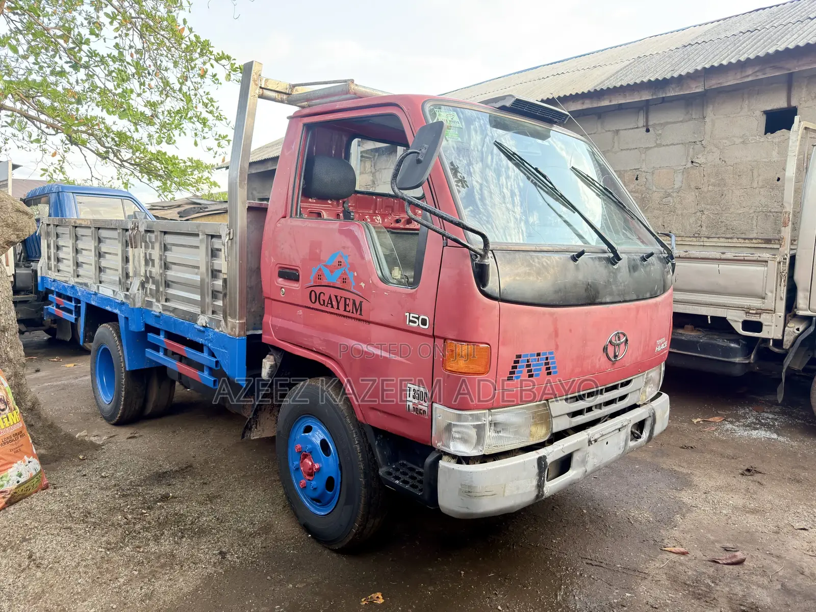 Toyota Dyna 150 Truck 6 Tyres ( New 2RZ Engine )