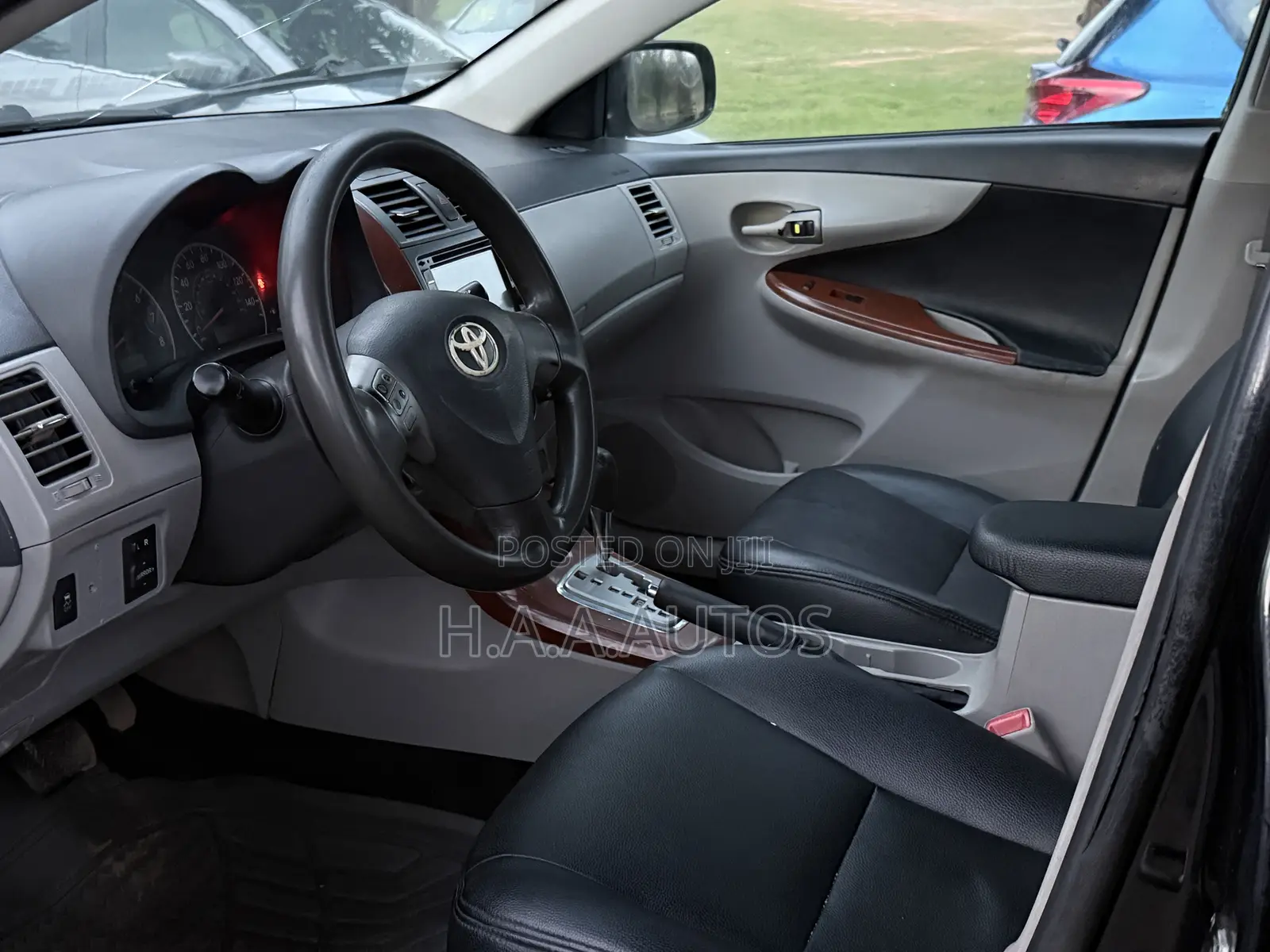Toyota Corolla 2010 Black