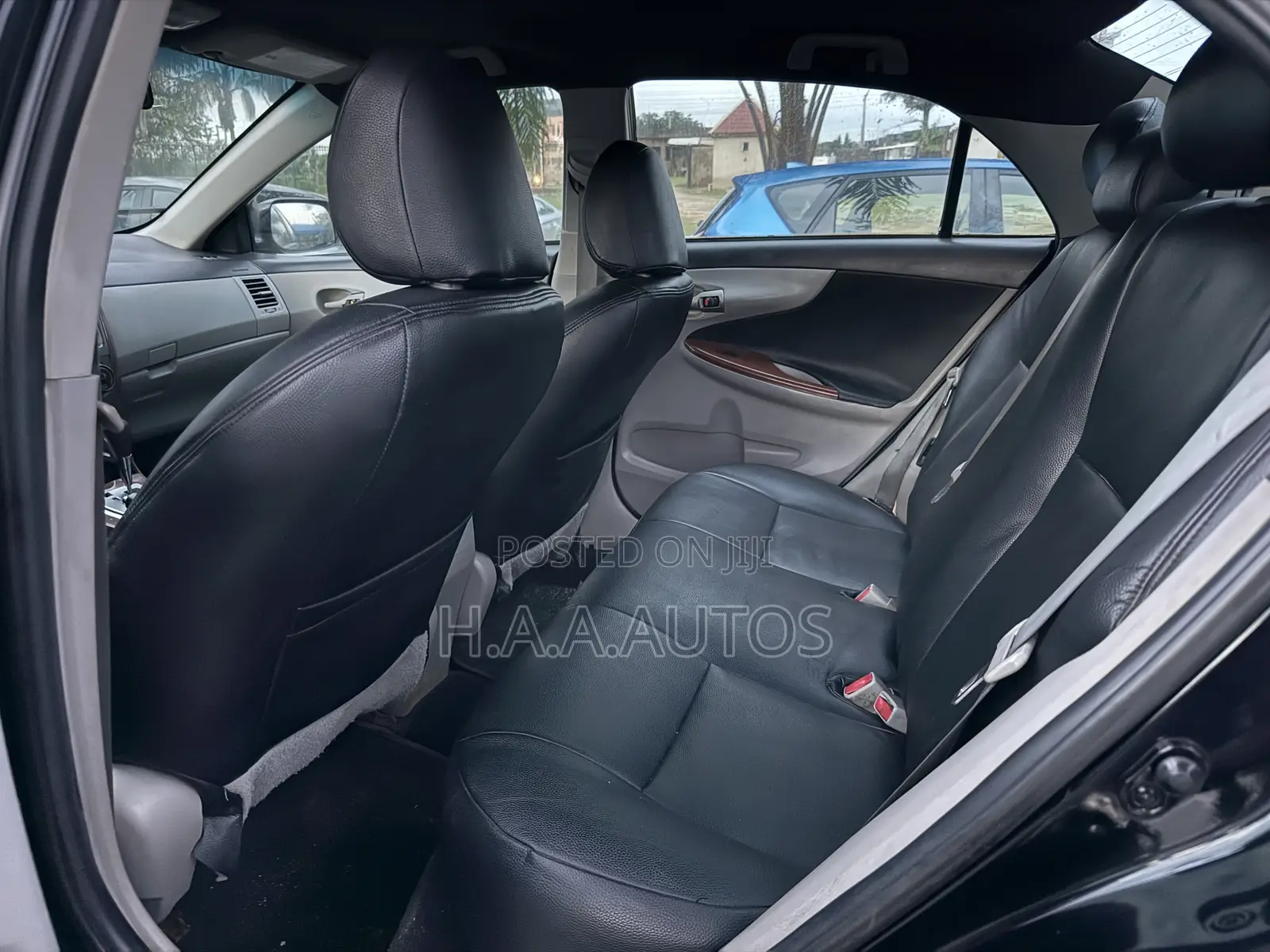 Toyota Corolla 2010 Black
