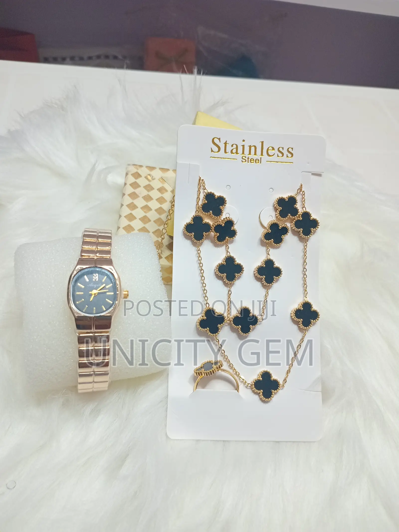 VCA Complete Set With Wristwatch | Elegant Women Combo