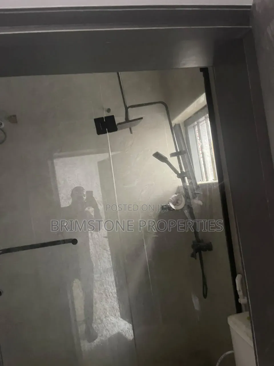 Furnished 3bdrm Apartment in Chevron for rent