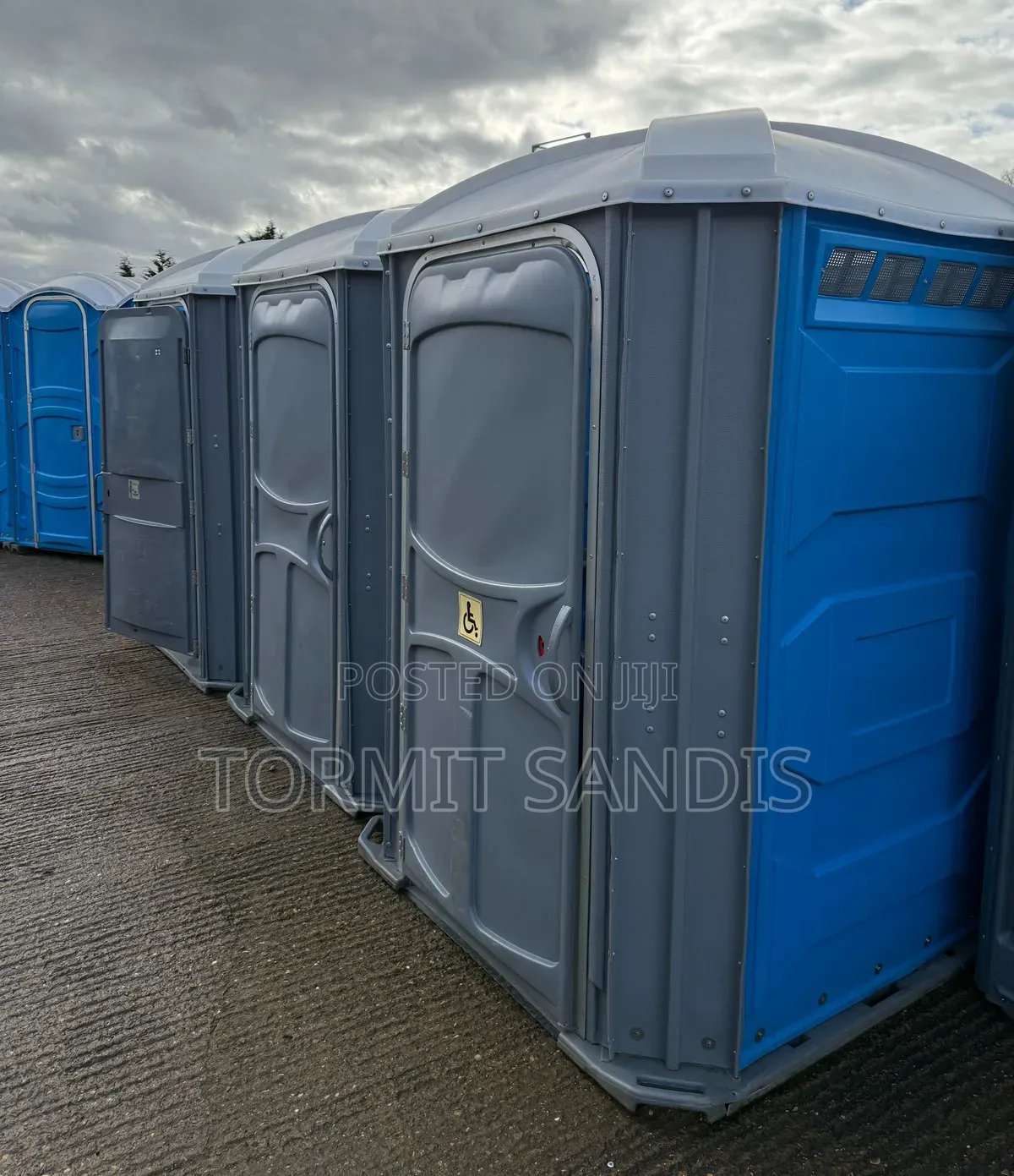 Allen Mobile Toilet