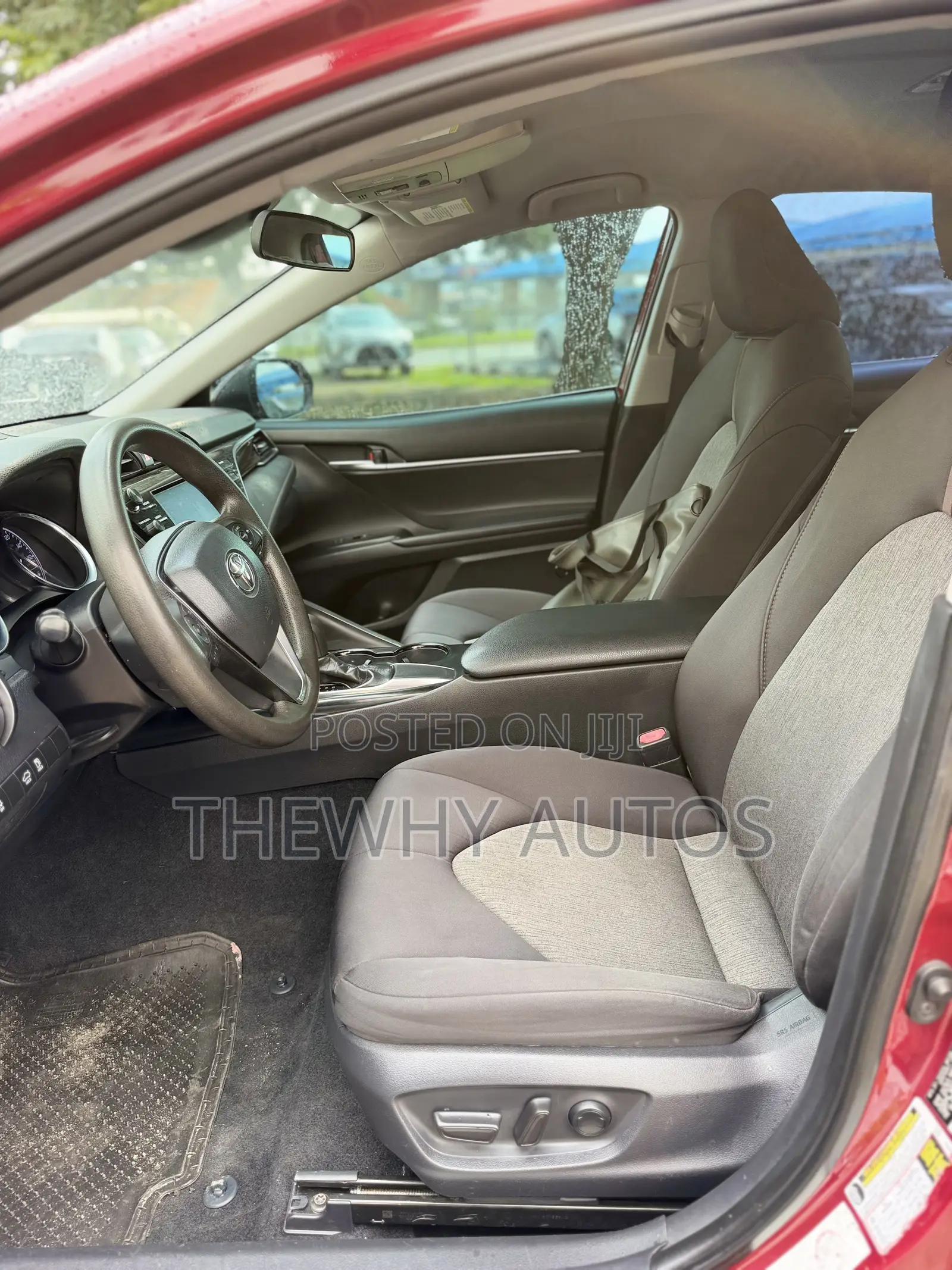 Toyota Camry LE (2.5L 4cyl 8A) 2019 Burgundy