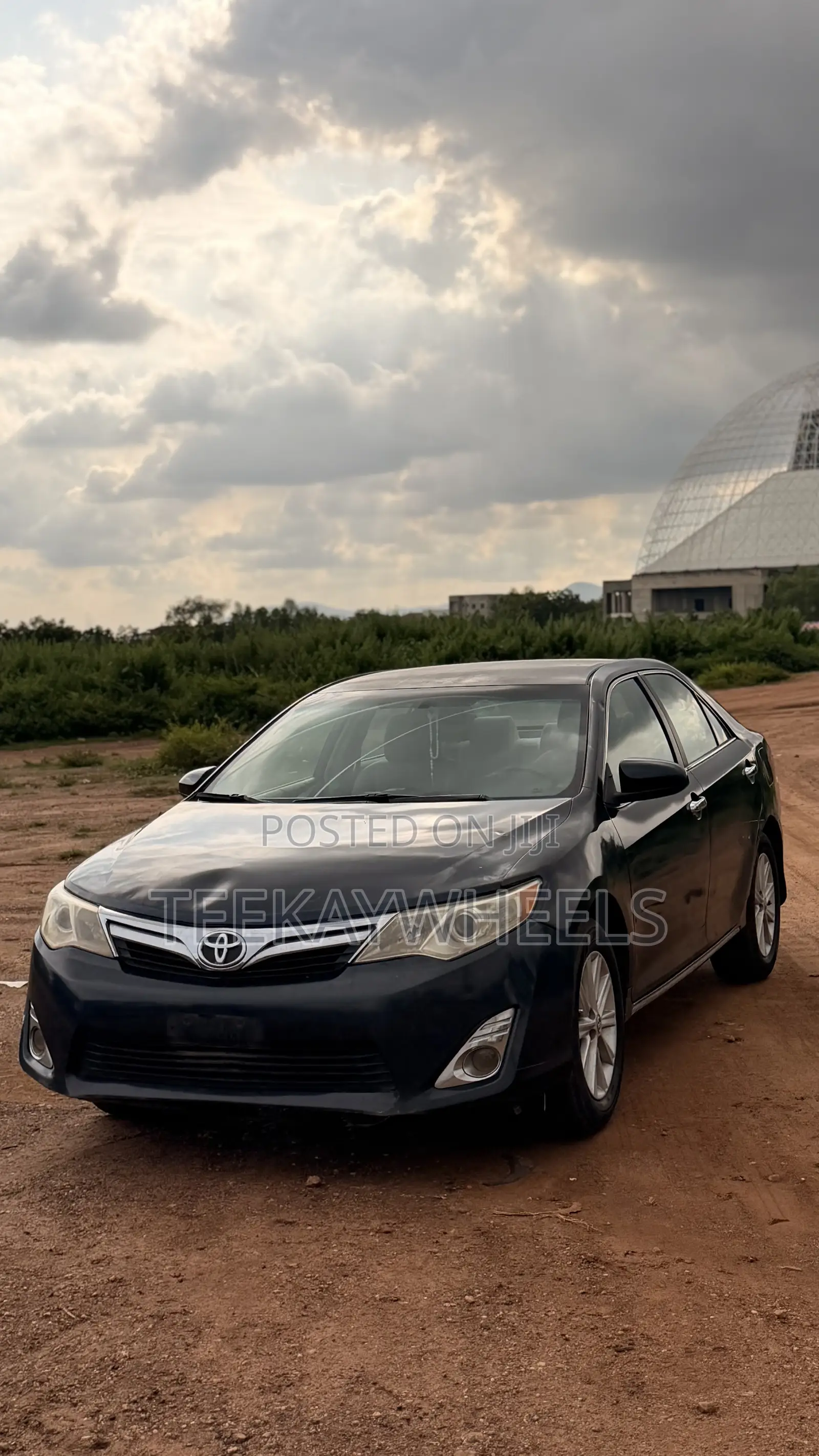 Toyota Camry LE 4dr Sedan (2.5L 4cyl 6A) 2012 Silver