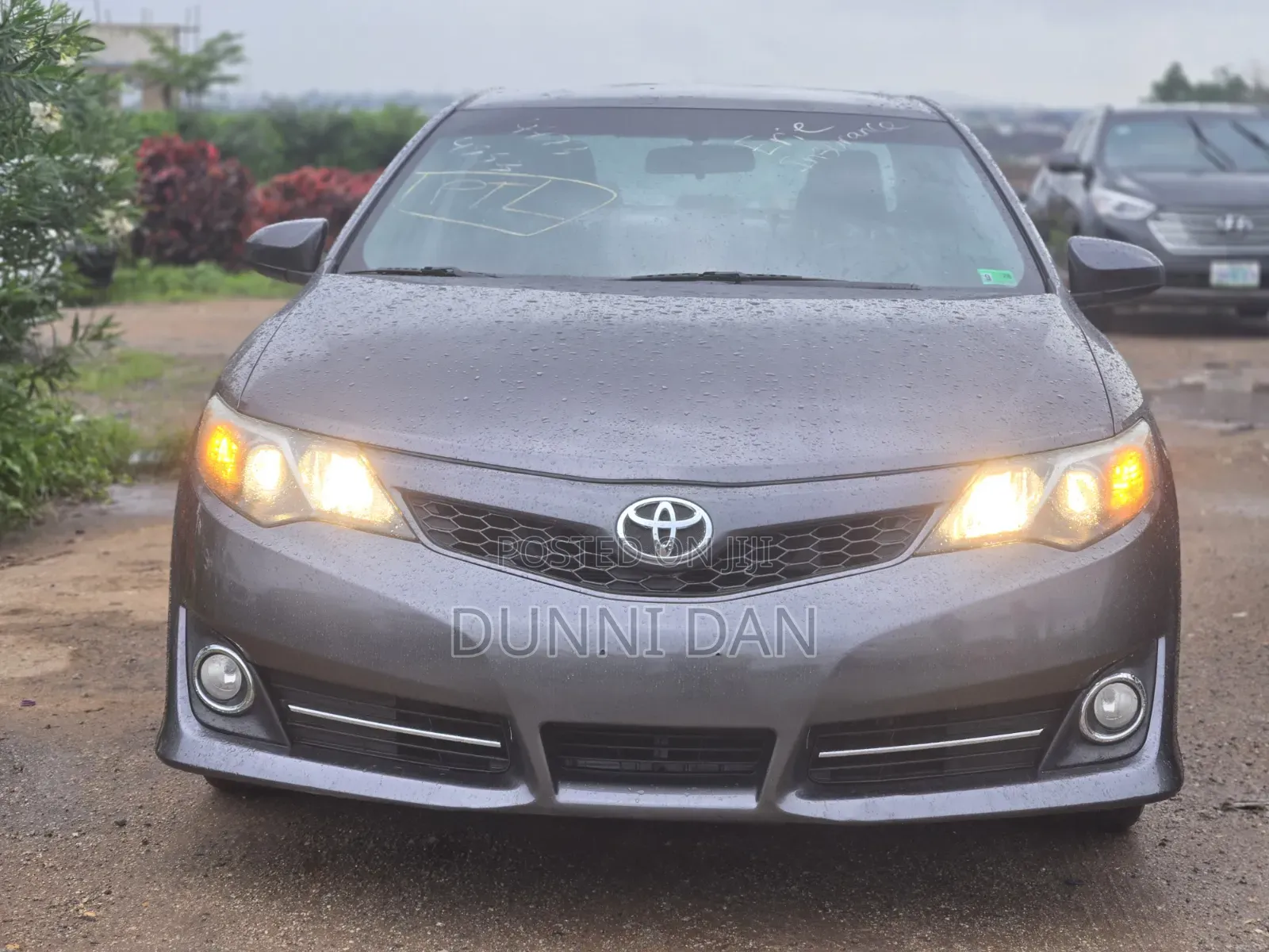 Toyota Camry SE 4dr Sedan (2.5L 4cyl 6A) 2013 Gray