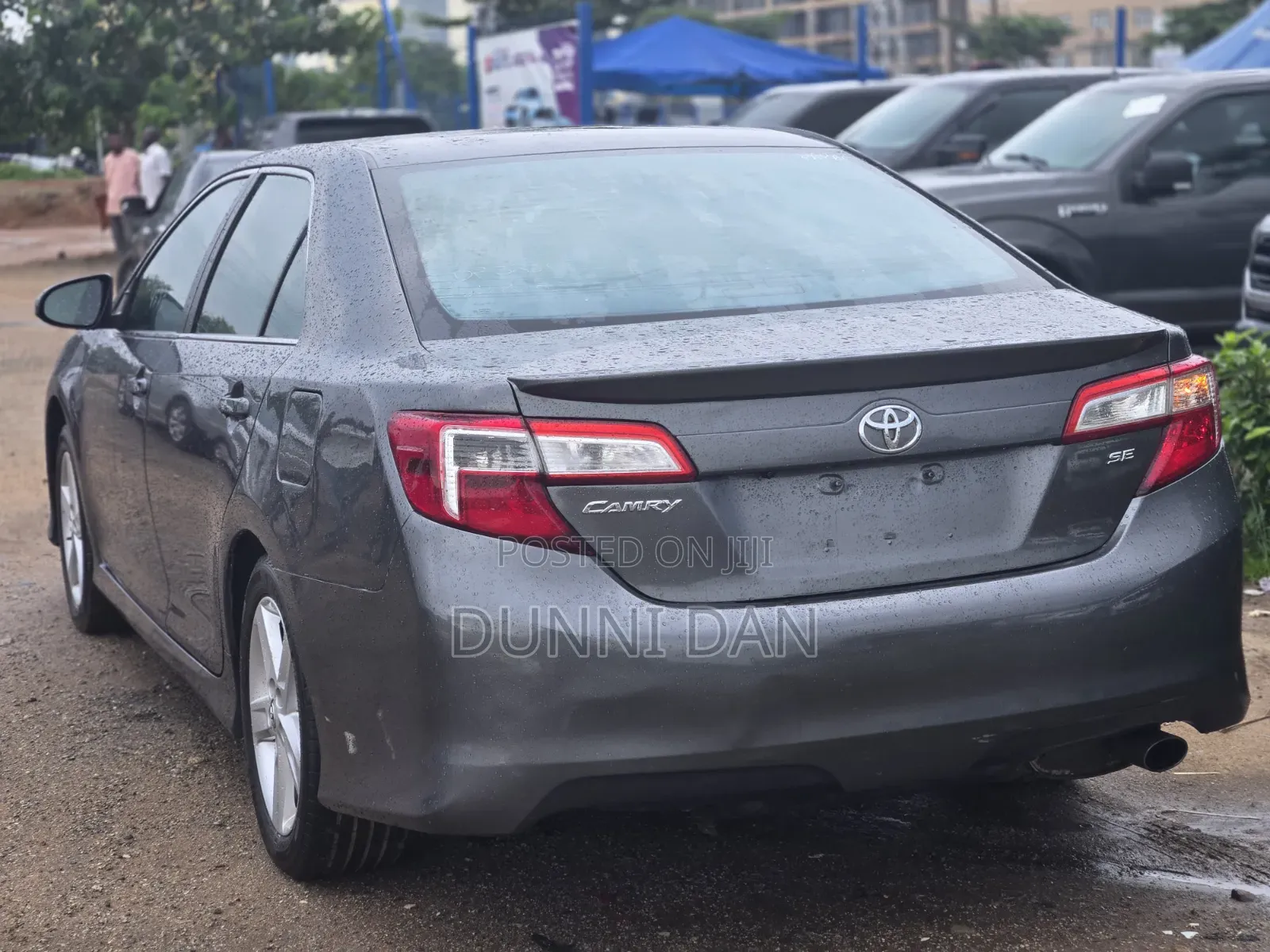 Toyota Camry SE 4dr Sedan (2.5L 4cyl 6A) 2013 Gray