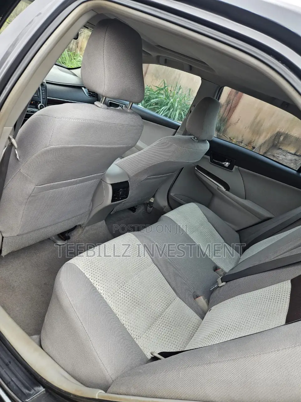 Toyota Camry XLE 4dr Sedan (2.5L 4cyl 6A) 2013 Gray