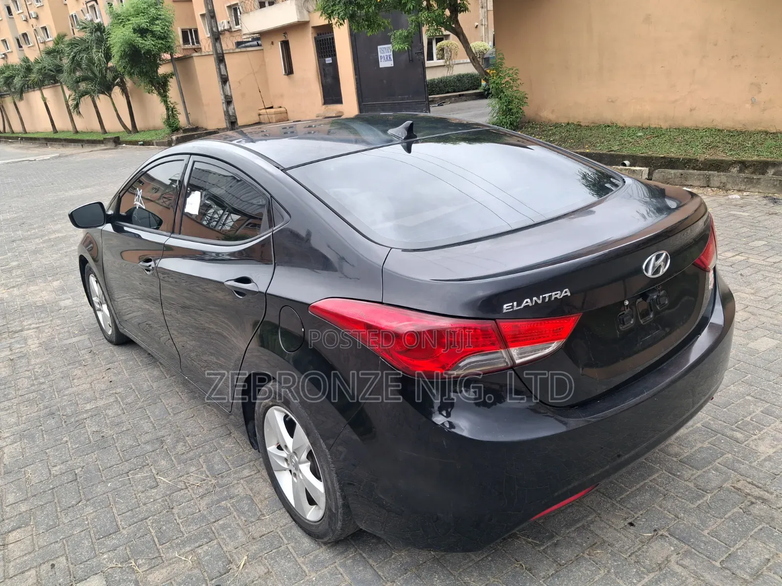 Hyundai Elantra 2013 Black