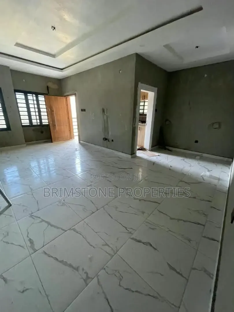 Furnished 2bdrm Apartment in Peninsula Estate for rent