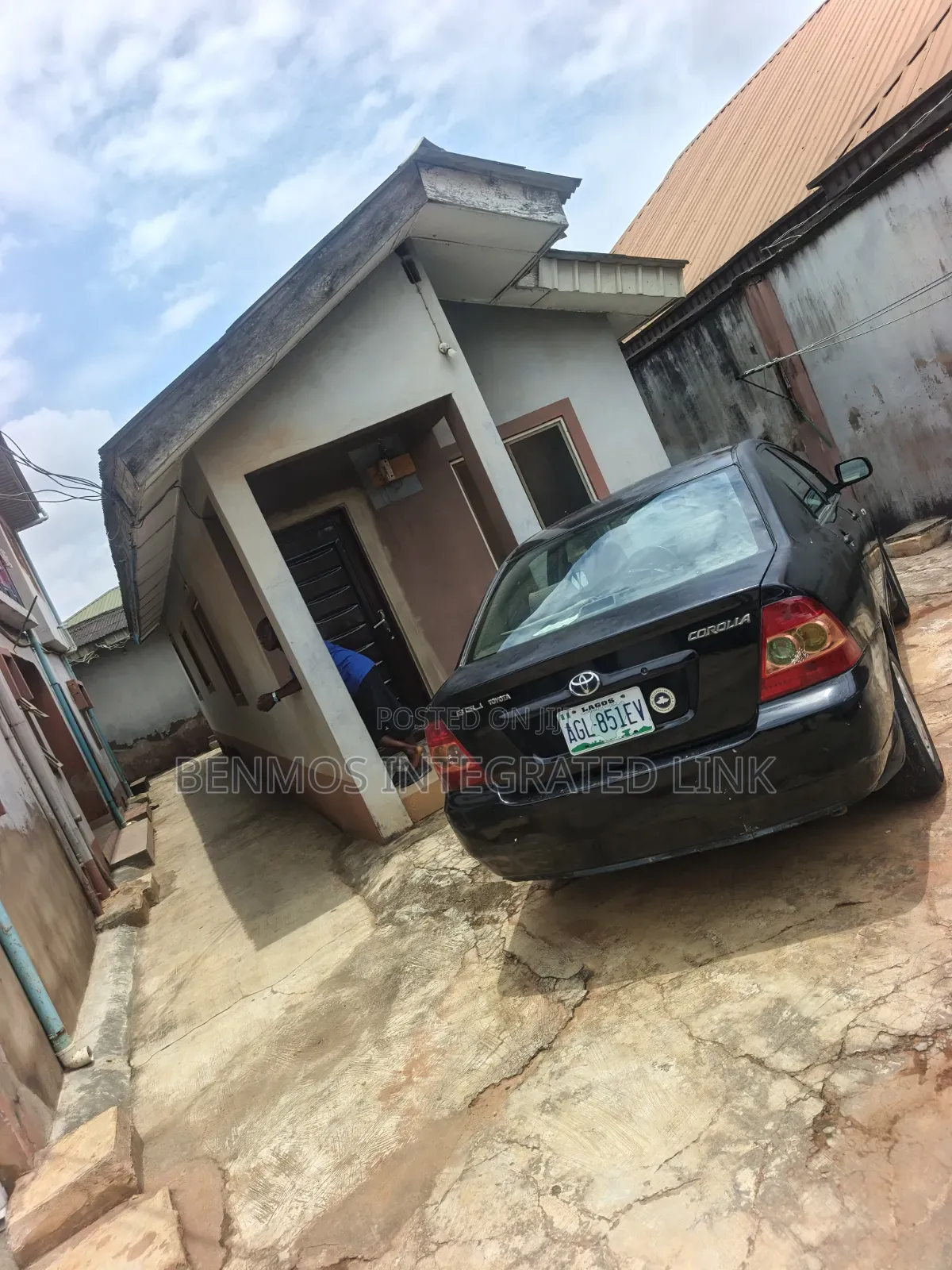 Furnished 1bdrm House in Stadium Bustop, Ikorodu for rent