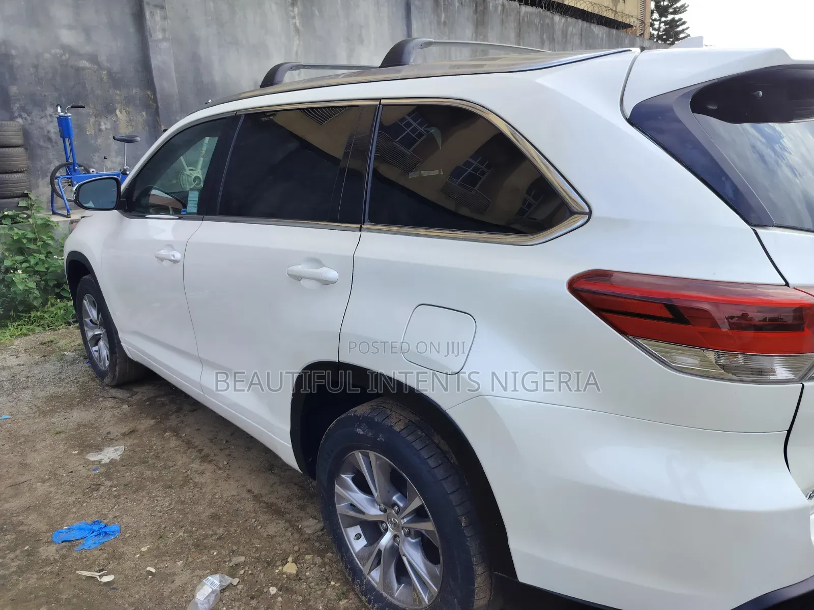 Toyota Highlander XLE 4dr SUV AWD (3.5L 6cyl 6A) 2015 White