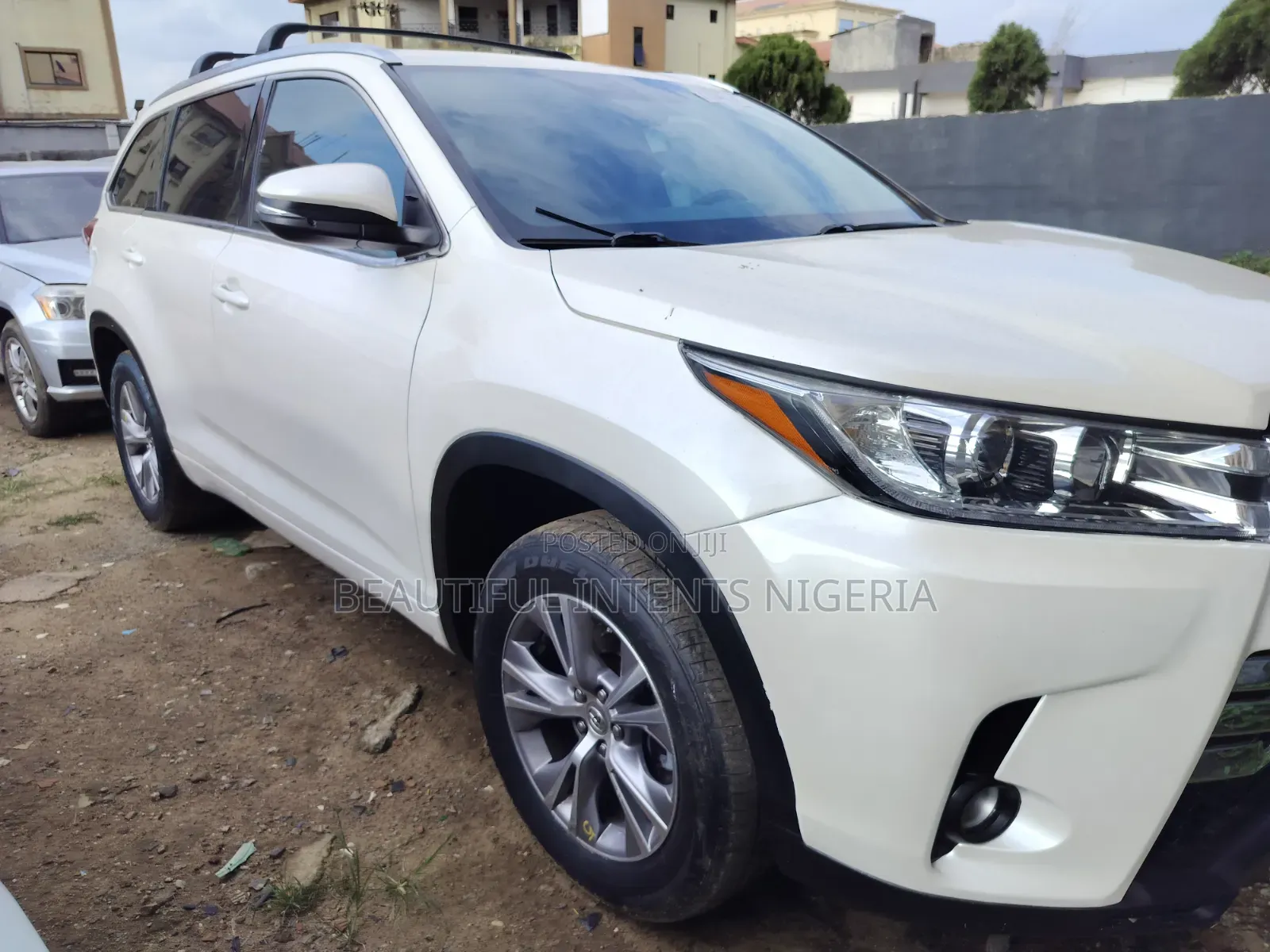 Toyota Highlander XLE 4dr SUV AWD (3.5L 6cyl 6A) 2015 White