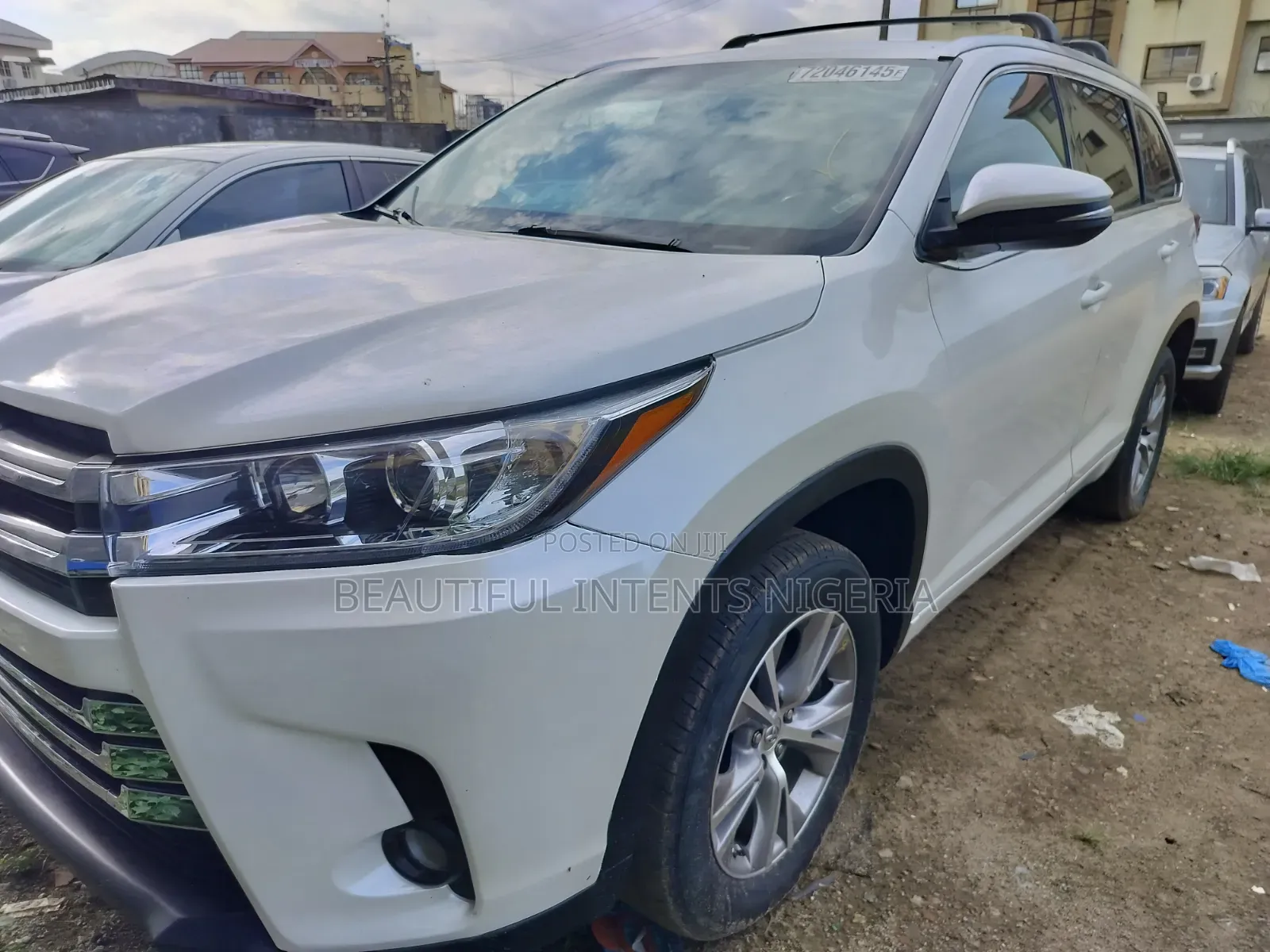 Toyota Highlander XLE 4dr SUV AWD (3.5L 6cyl 6A) 2015 White