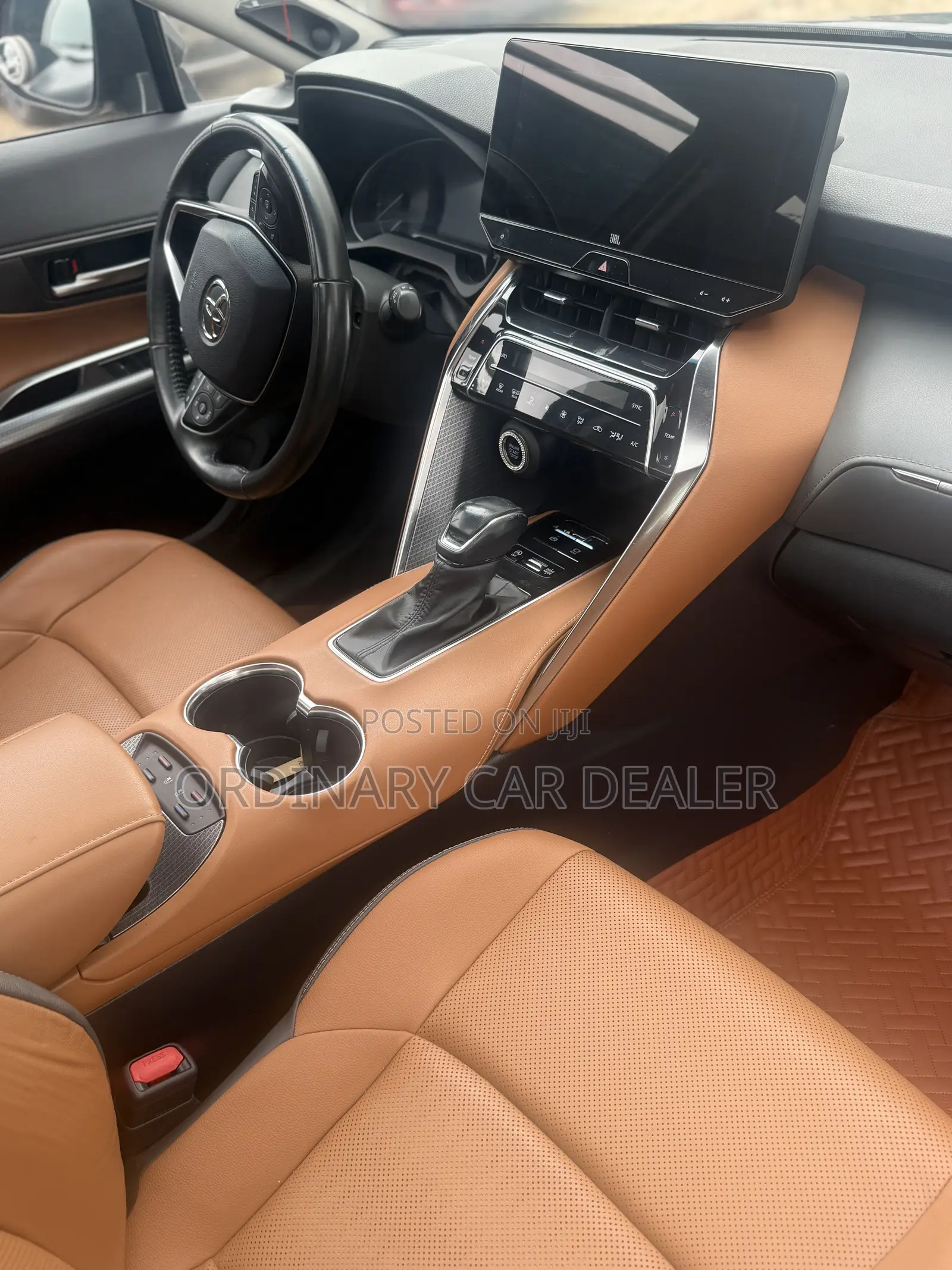 Toyota Venza XLE 2022 Black