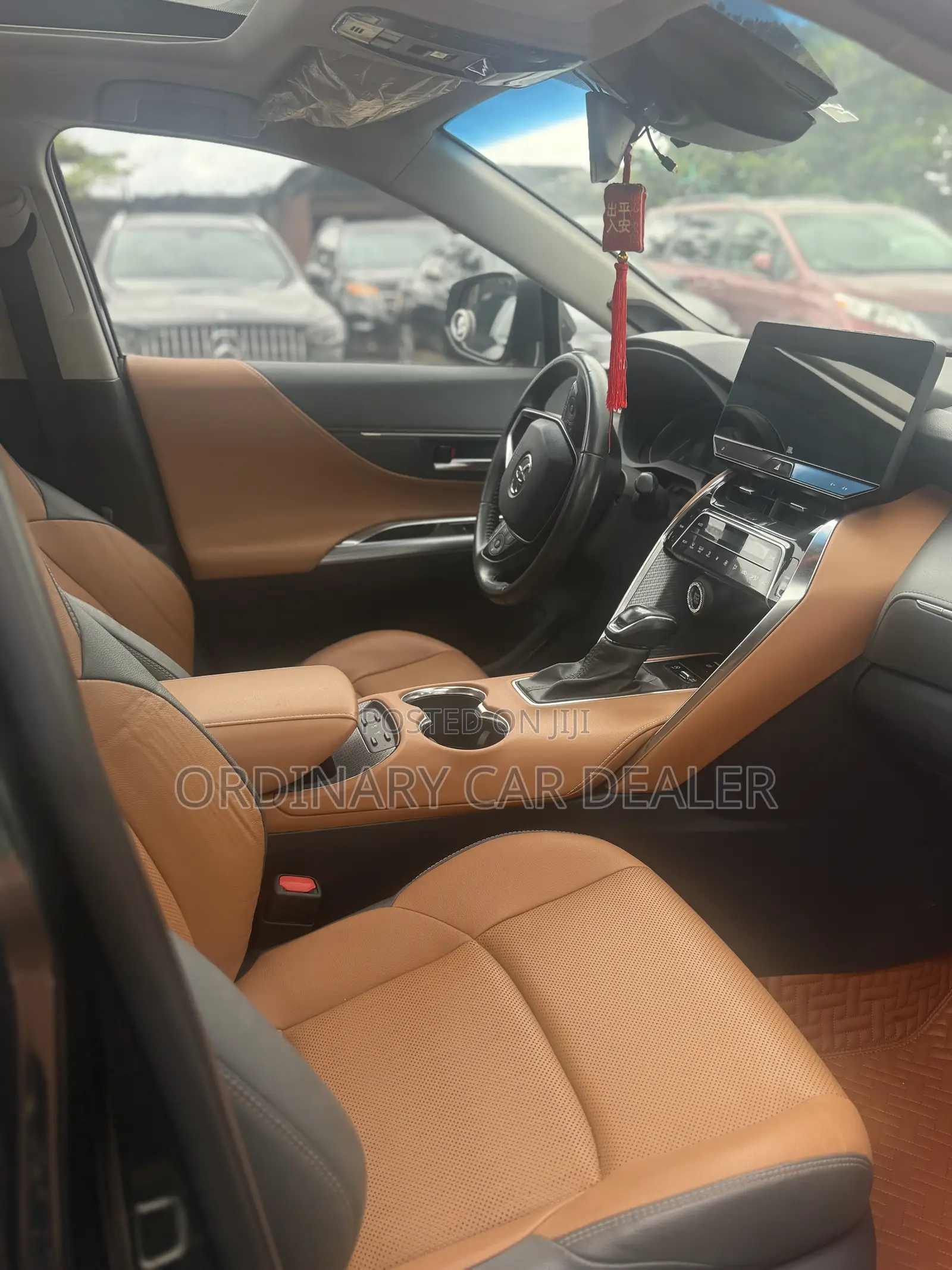 Toyota Venza XLE 2022 Black