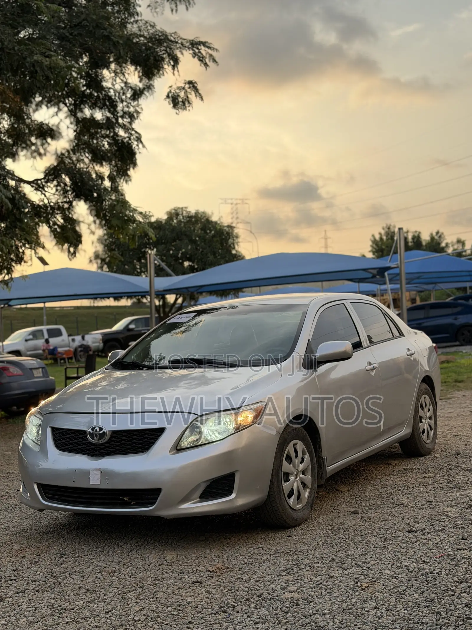Toyota Corolla LE 4dr Sedan (1.8L 4cyl 4A) 2010 Silver
