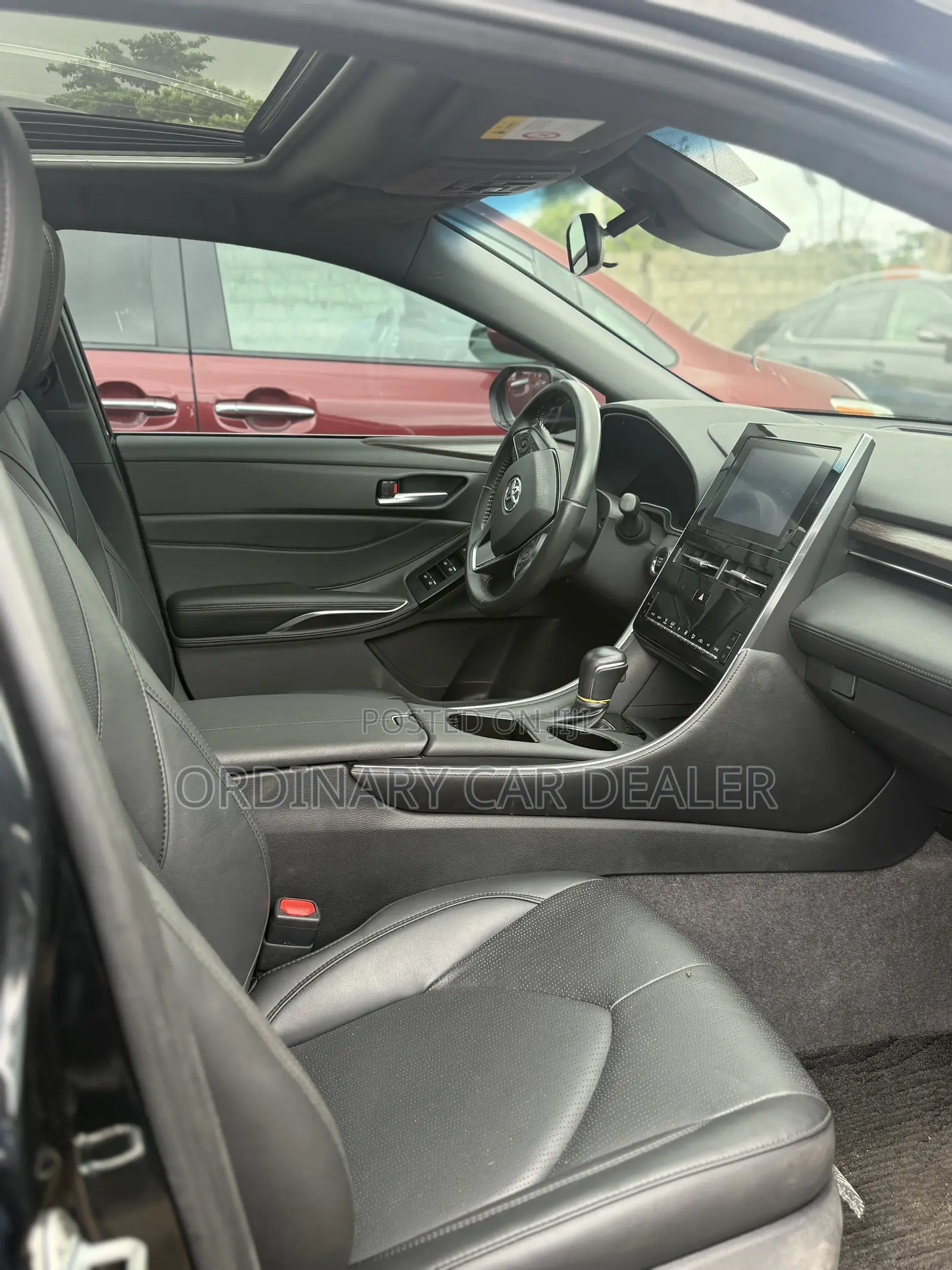Toyota Avalon 2024 Black