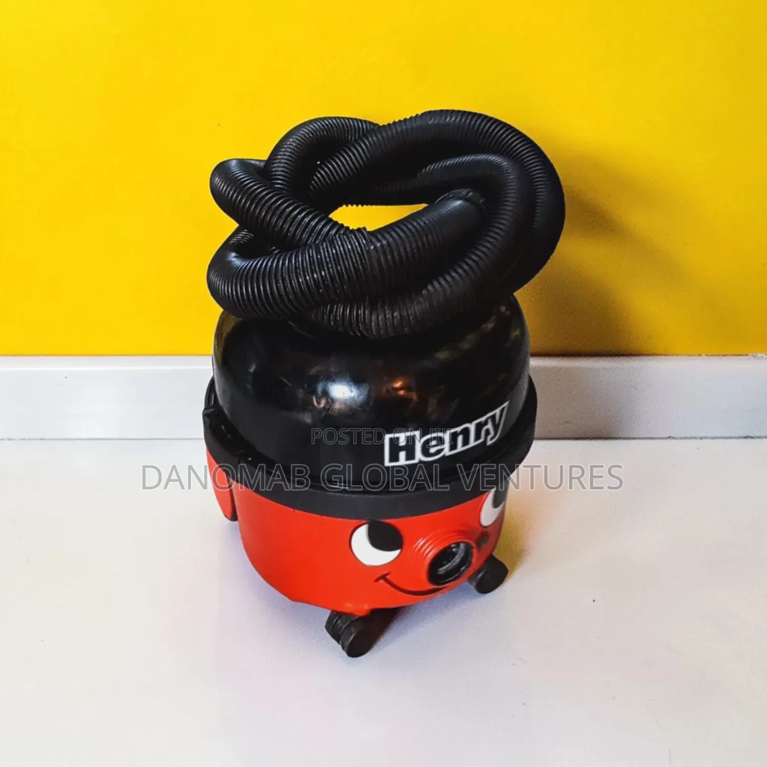 Henry Numatic Wet and Dry Vacuum Cleaner for Intensive Cleaning