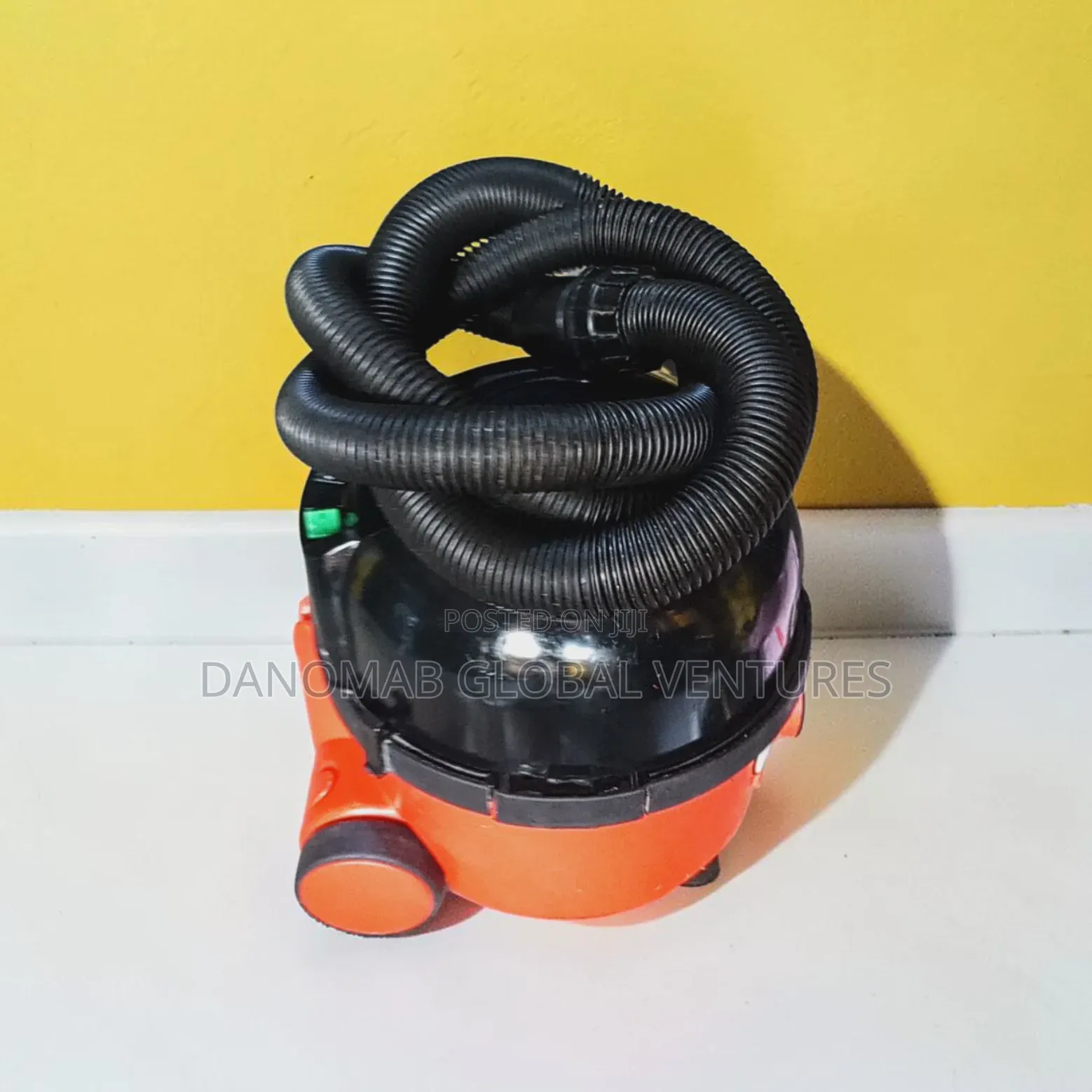 Henry Numatic Wet and Dry Vacuum Cleaner for Intensive Cleaning