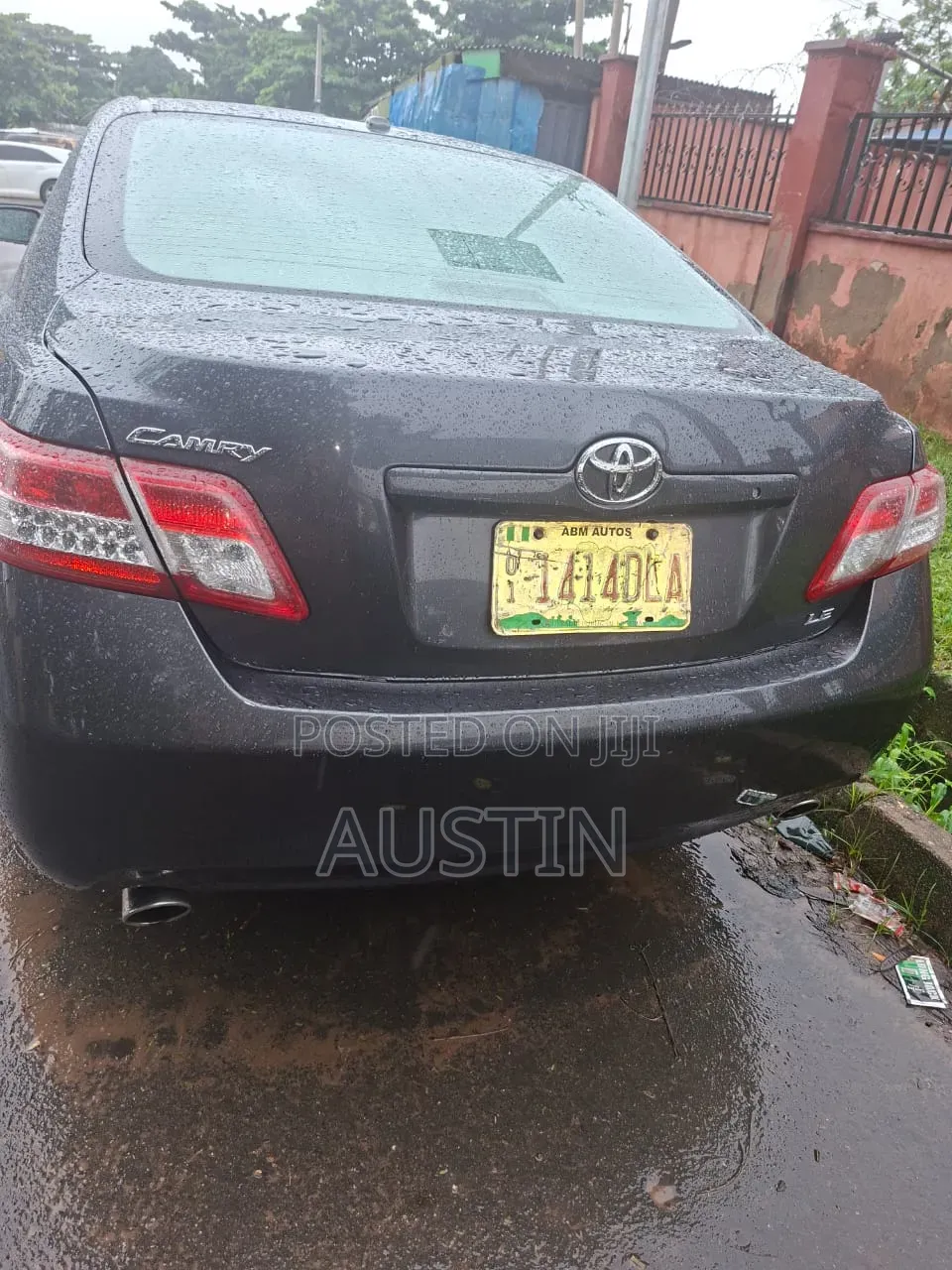 Toyota Camry 2010 Gray