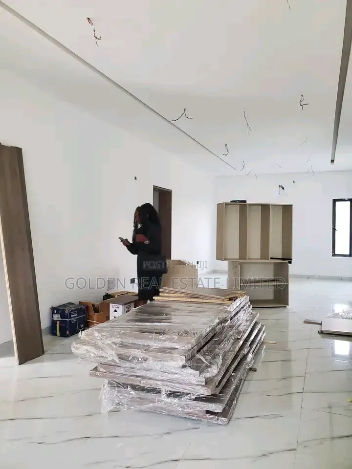 5bdrm Duplex in Katampe Extension for sale
