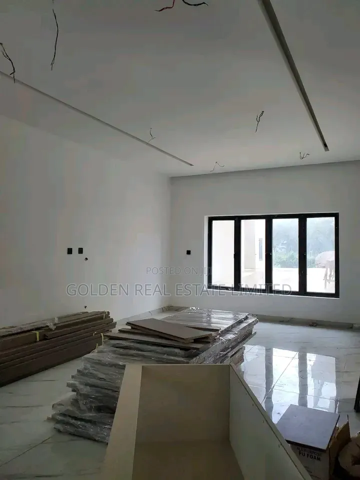 5bdrm Duplex in Katampe Extension for sale