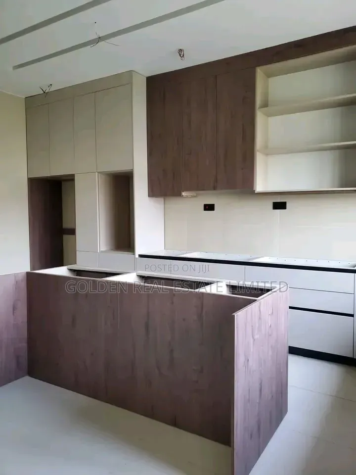 5bdrm Duplex in Katampe Extension for sale