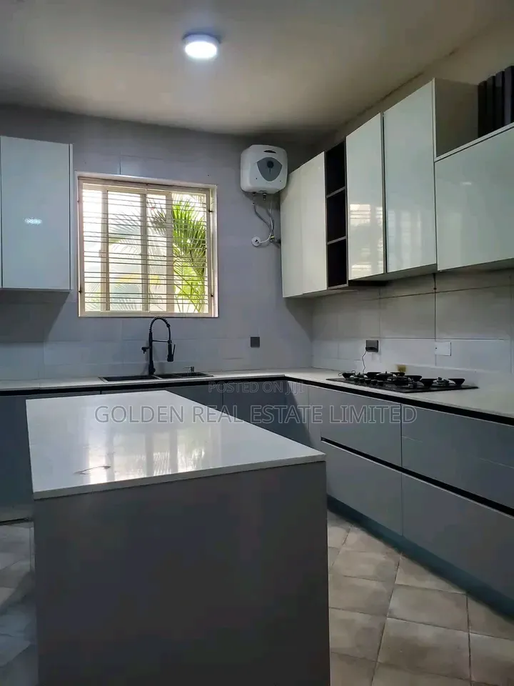 4bdrm Duplex in Katampe Extension for rent