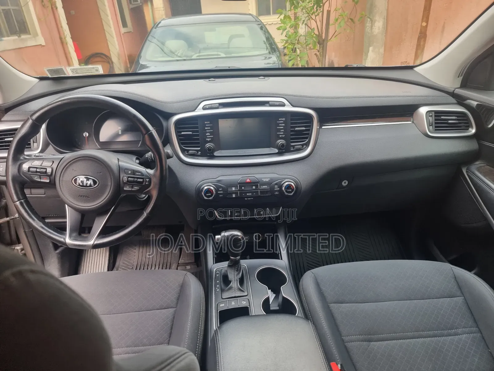 Kia Sorento 4dr SUV 2016 Gray