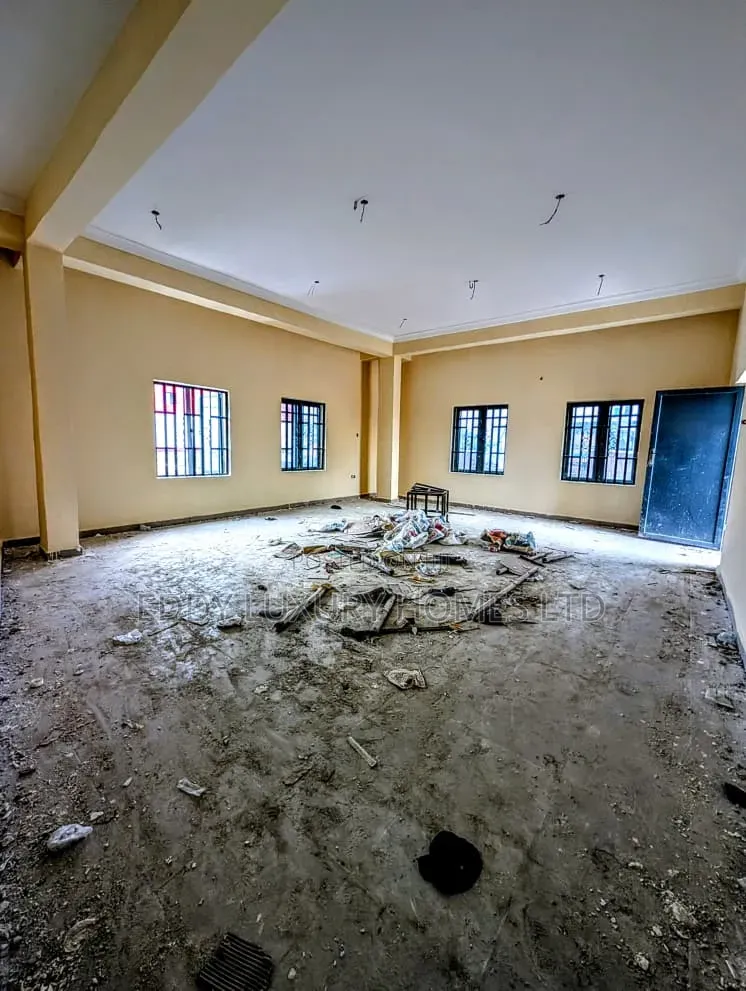 Spacious Warehouse for Office Space for Rent in Uyo