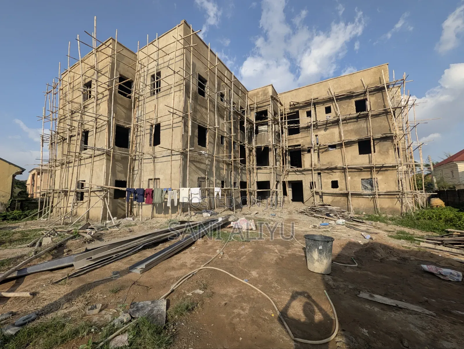3bdrm Block of Flats in Apartment 250, Life Camp for sale