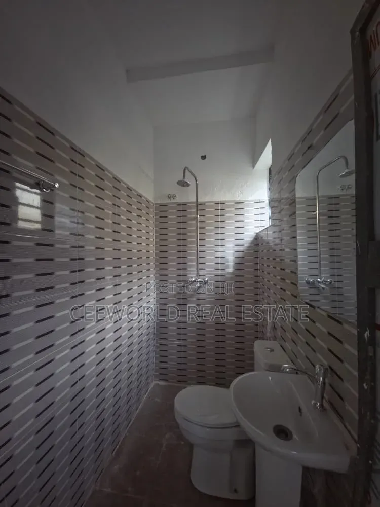 2bdrm Apartment in Joy Close ( Abbey, Akala Express for rent