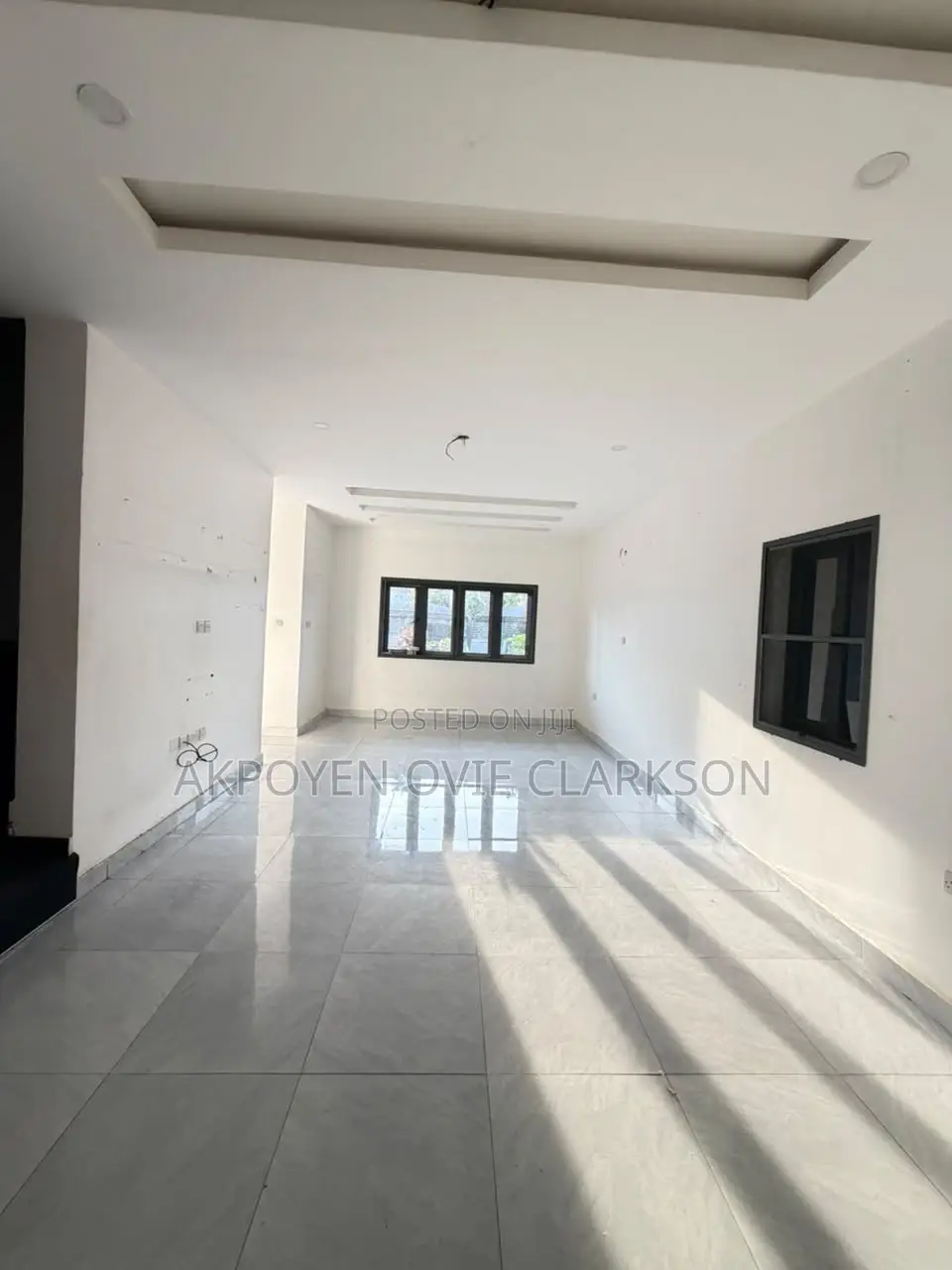 3bdrm Townhouse / Terrace in Idu for rent