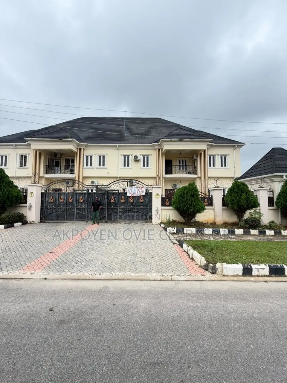 6bdrm Duplex in Guzape District for rent