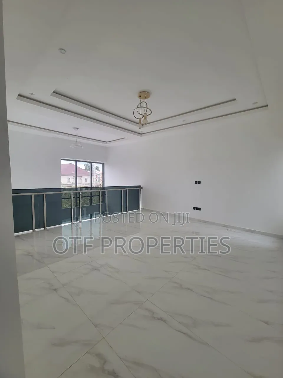 4bdrm Duplex in Idu Industrial for rent