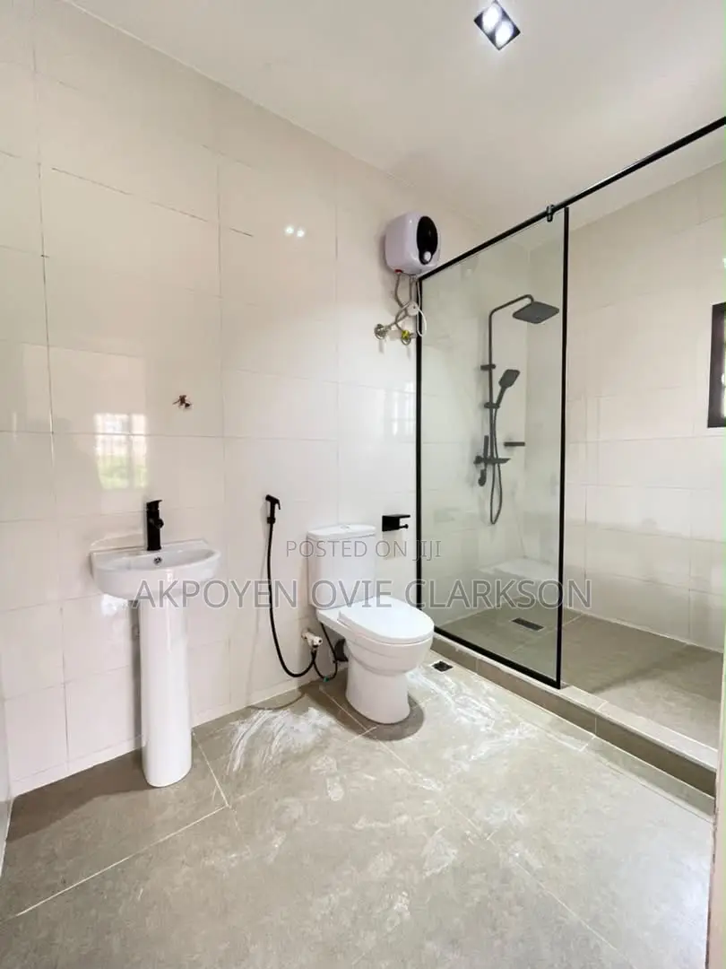 5bdrm Duplex in Gwarinpa for rent