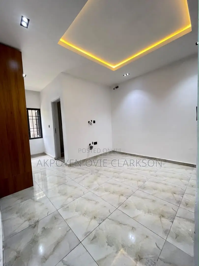 5bdrm Duplex in Gwarinpa for rent
