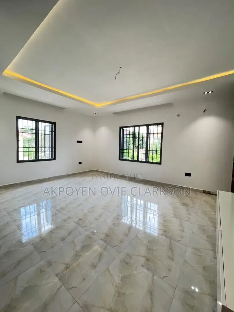 5bdrm Duplex in Gwarinpa for rent