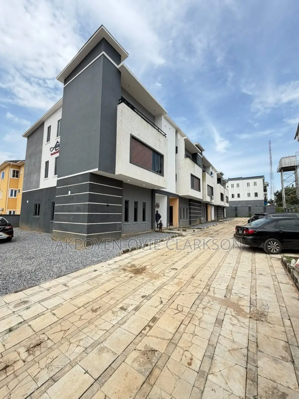 4bdrm Townhouse / Terrace in Kaura for rent