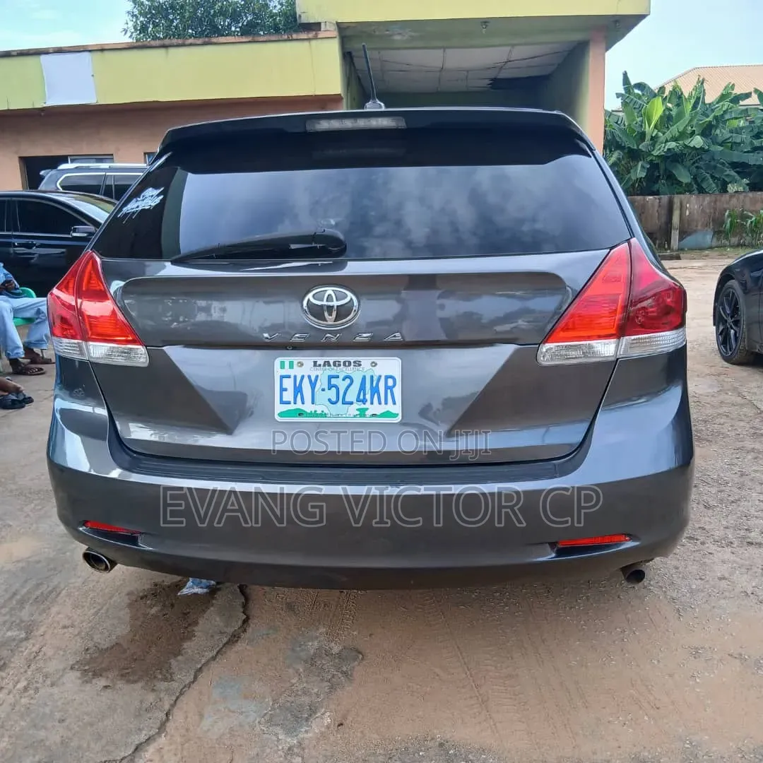 Toyota Venza V6 2009 Blue