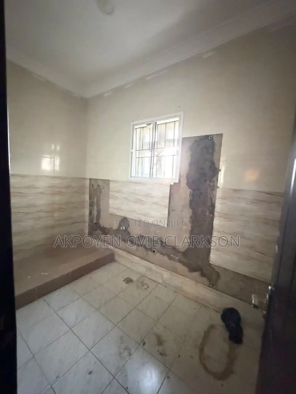 4bdrm Townhouse / Terrace in Wuye for rent