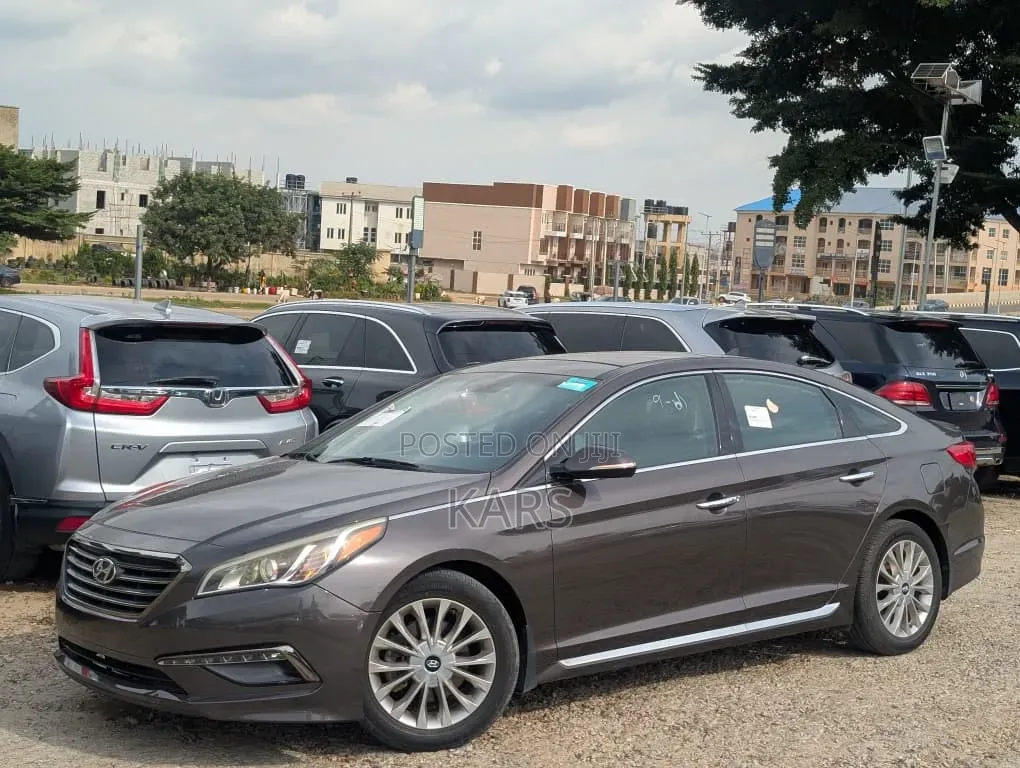 Hyundai Sonata Limited 4dr Sedan (2.4L 4cyl 6A) 2015 Brown