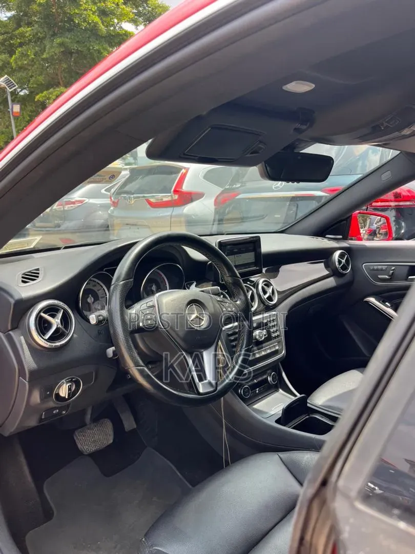 Mercedes-Benz CLA-Class 2015 Red