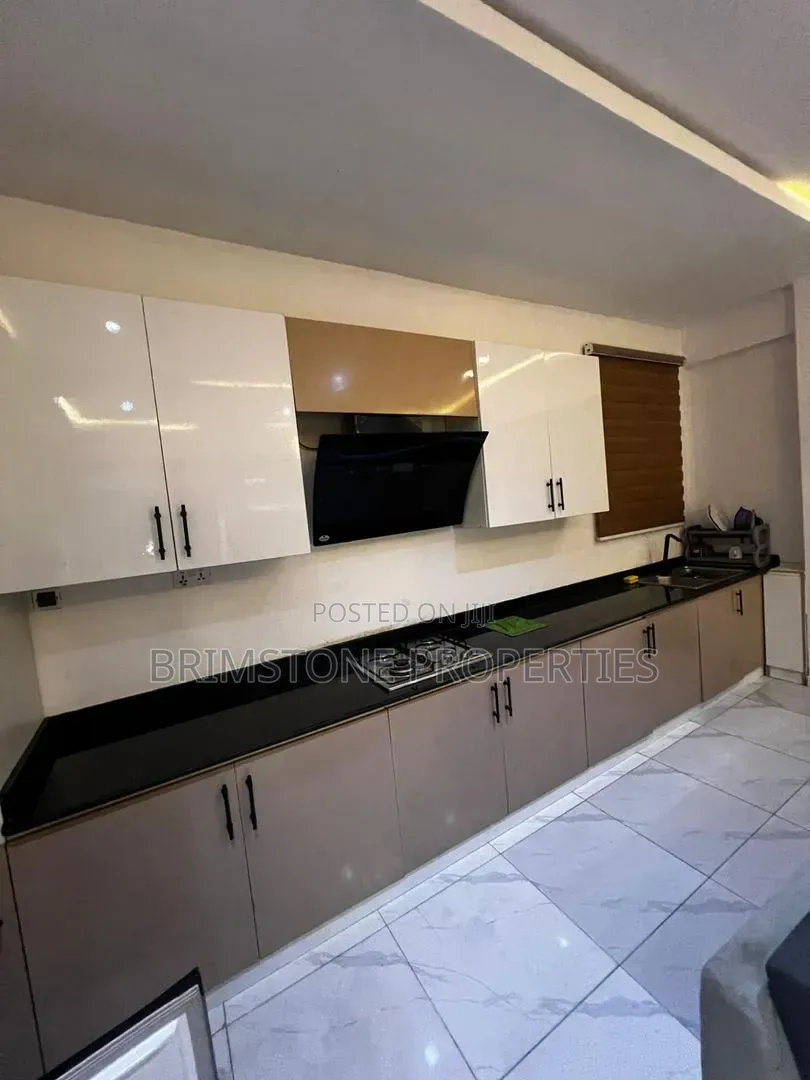 Furnished 1bdrm Apartment in Lekki Phase 1 for sale