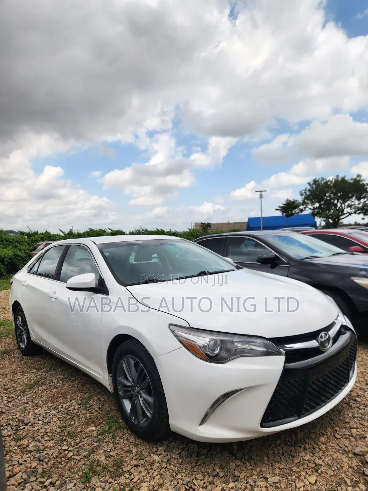 Toyota Camry SE 4dr Sedan (2.5L 4cyl 6A) 2015 White